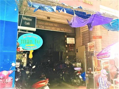 ローカルなベジタリアンバイキング「Nhà Hàng Chay Quận 1 Mãn Tự Vegan」