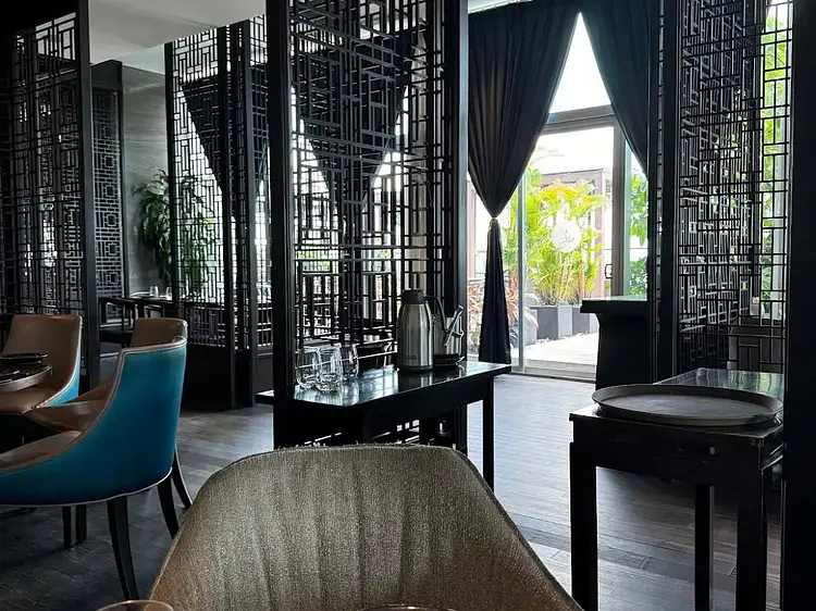 ライ・レストラン