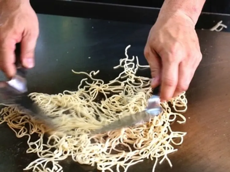 本格鉄板焼き専門店・広島お好み焼きー夢鉄希（ムテキ）