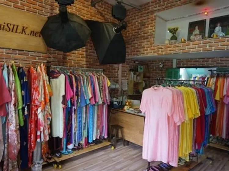 アオザイシルクスタジオ