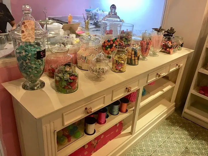 【2区】インスタ映え不可避！超カワイイお菓子屋さん