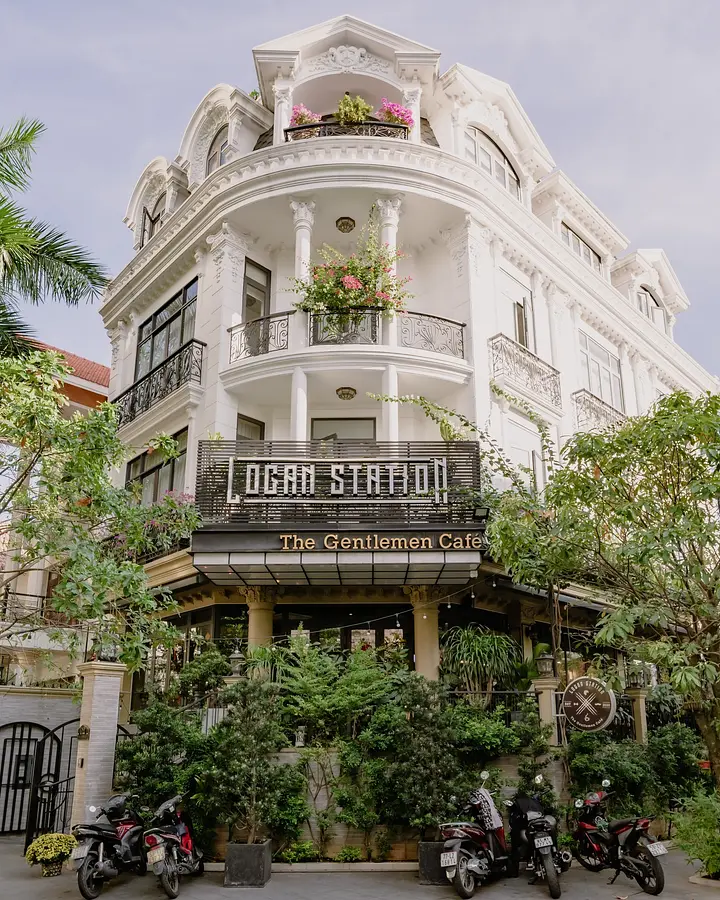 ホーチミンおしゃれカフェ完全ガイド ― 旅行者必見！ベトナムで体験したい9のおすすめスポット ―